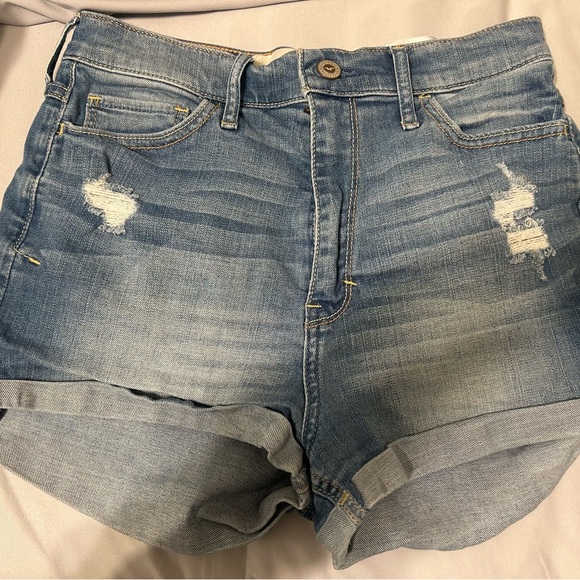 Jean Shorts - Picture 9 of 10